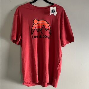 NWT Life Is Good Mountain Sunset Tee in Red